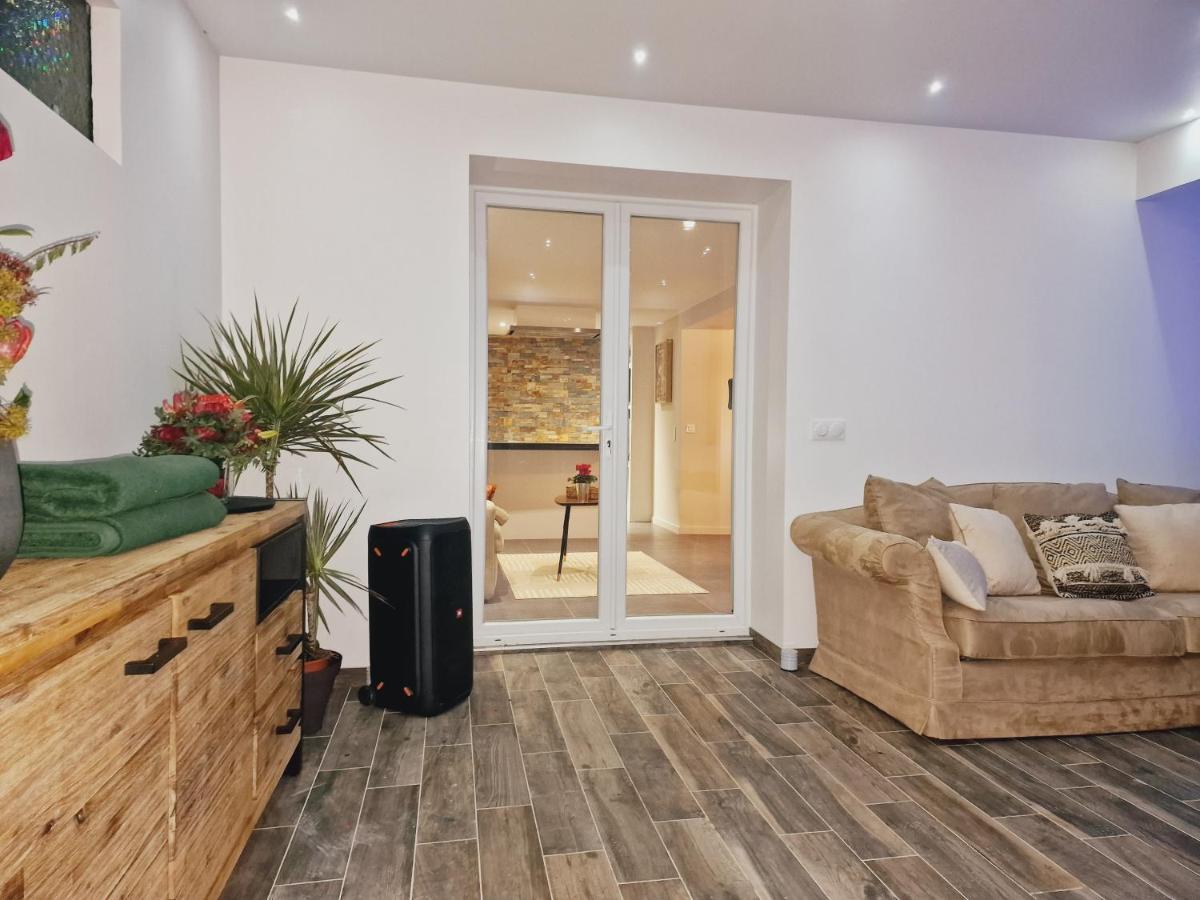 Atoumo Appartement Love Jacuzzi & Jardin Disneyland Paris Quincy-Voisins Exteriér fotografie