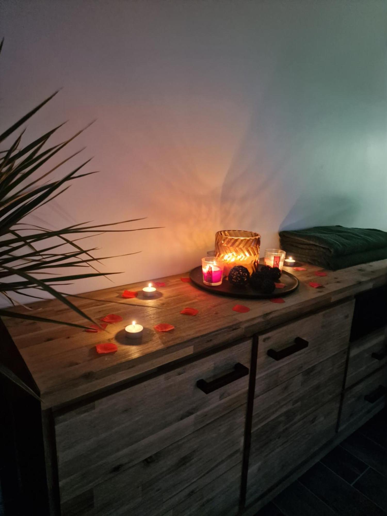 Atoumo Appartement Love Jacuzzi & Jardin Disneyland Paris Quincy-Voisins Exteriér fotografie